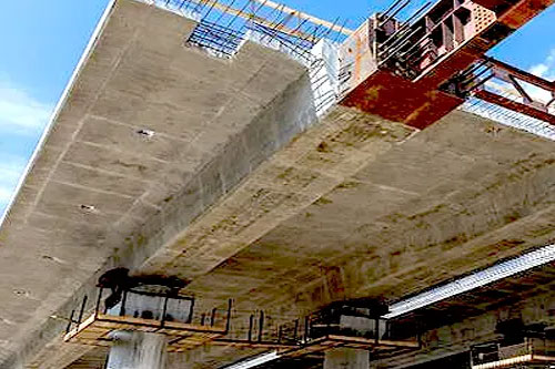 シリカフュームは、コンクリート工事で使用される